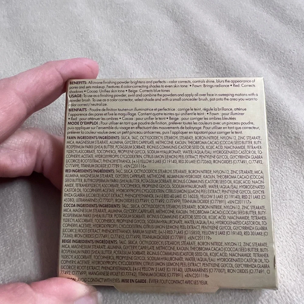 ✨ Stila One Step Correct Brightening Finishing Powder – Deep | Color Correcting